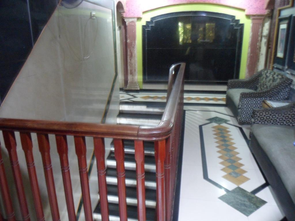 Hotel Happyland Mumbai Luaran gambar