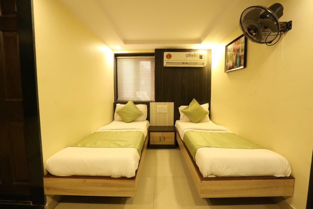 Hotel Happyland Mumbai Luaran gambar