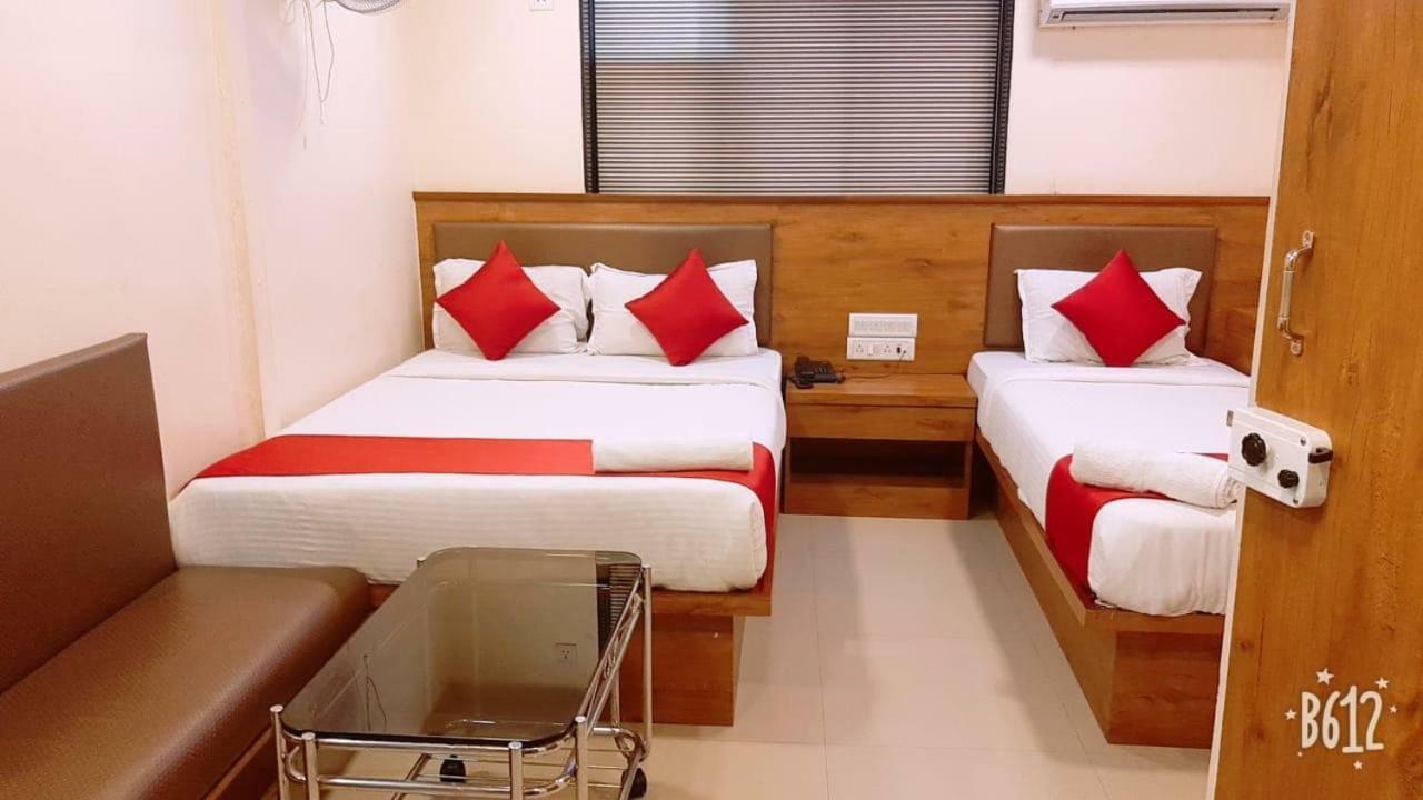 Hotel Happyland Mumbai Luaran gambar