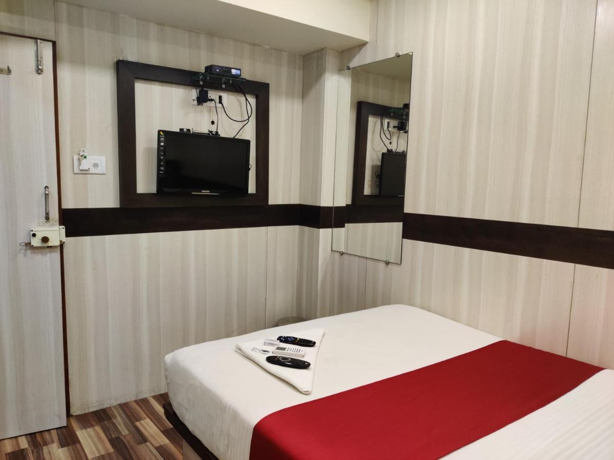 Hotel Happyland Mumbai Luaran gambar